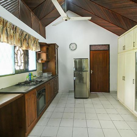 Lioni Holidays Villa Negombo Oda fotoğraf