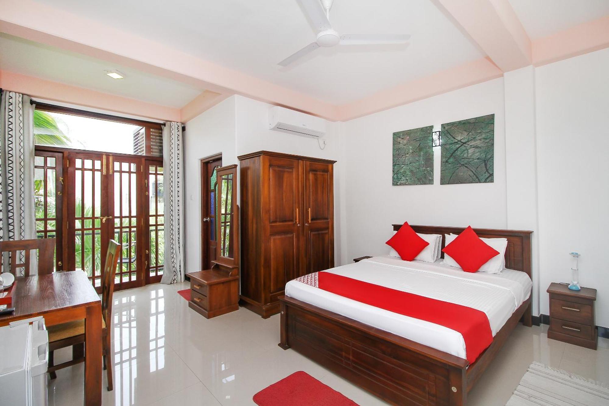 Lioni Holidays Villa Negombo Oda fotoğraf