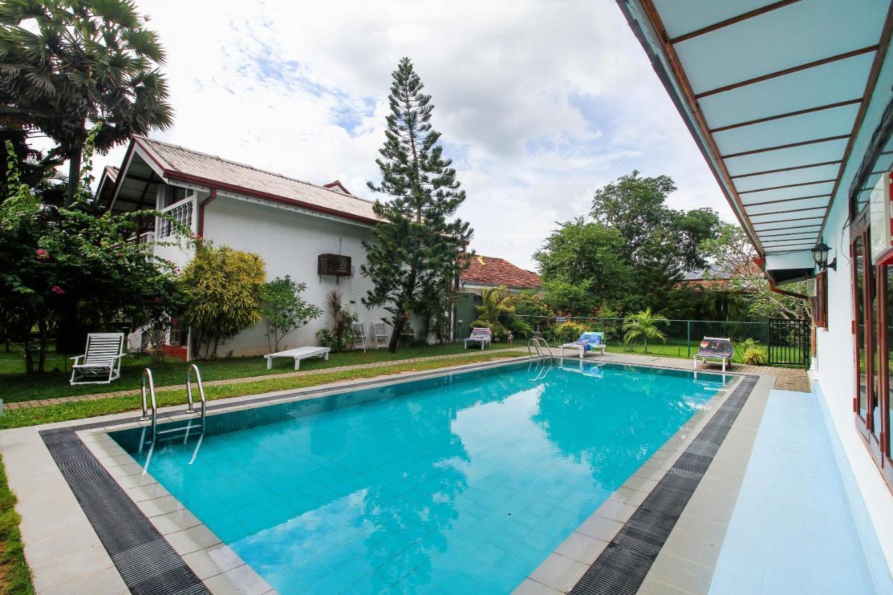 Lioni Holidays Villa Negombo Dış mekan fotoğraf